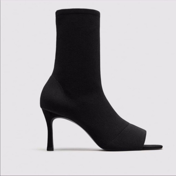 New Zara Black Stretch Ankle Sock Boots -Size 7.5 - Picture 3 of 9